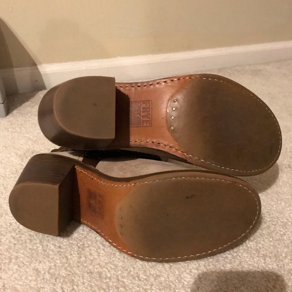 Frye Carmen Boots - Picture 5 of 8